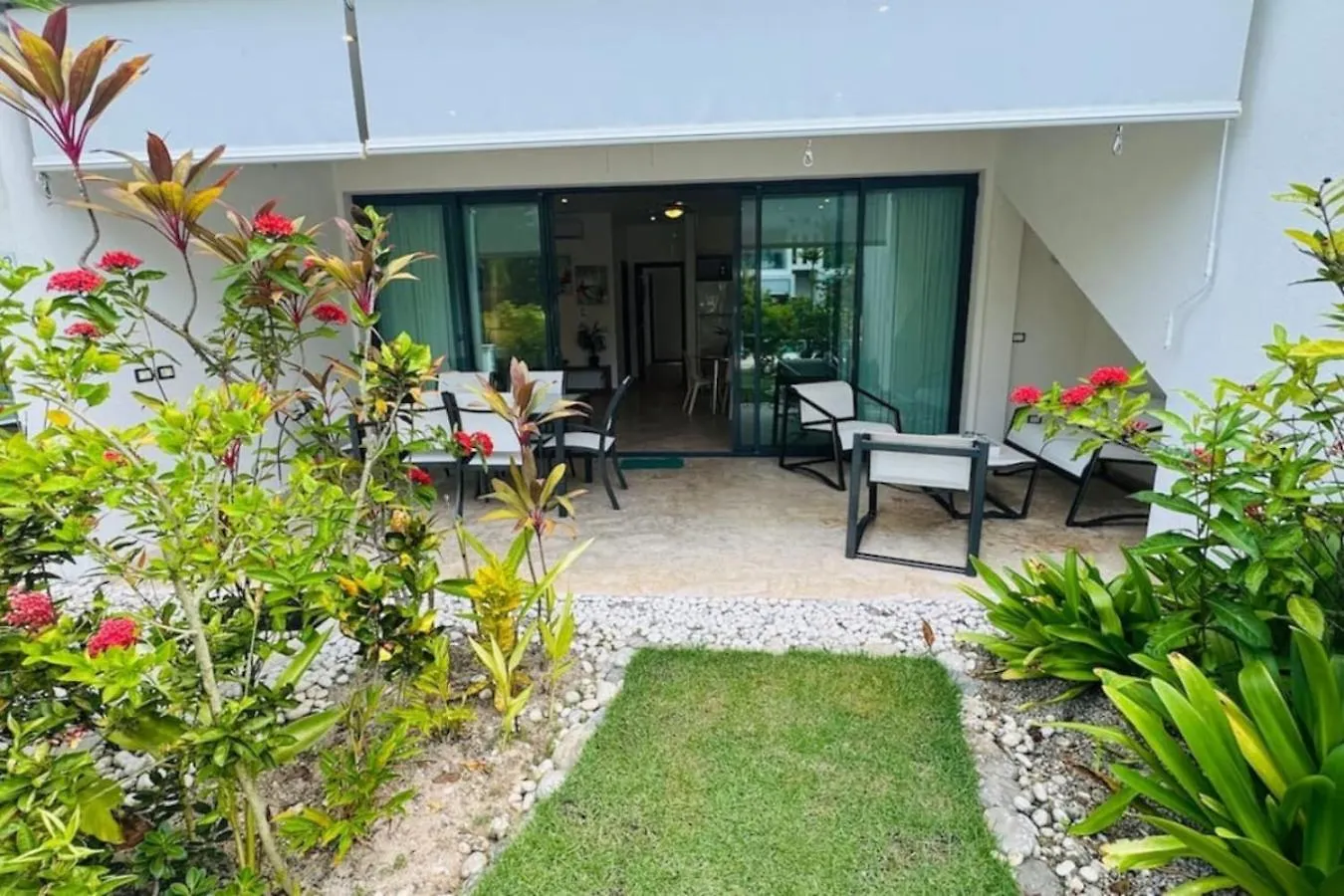 Oceanfront 1-Bedroom Getaway In Dominican Republic Las Terrenas